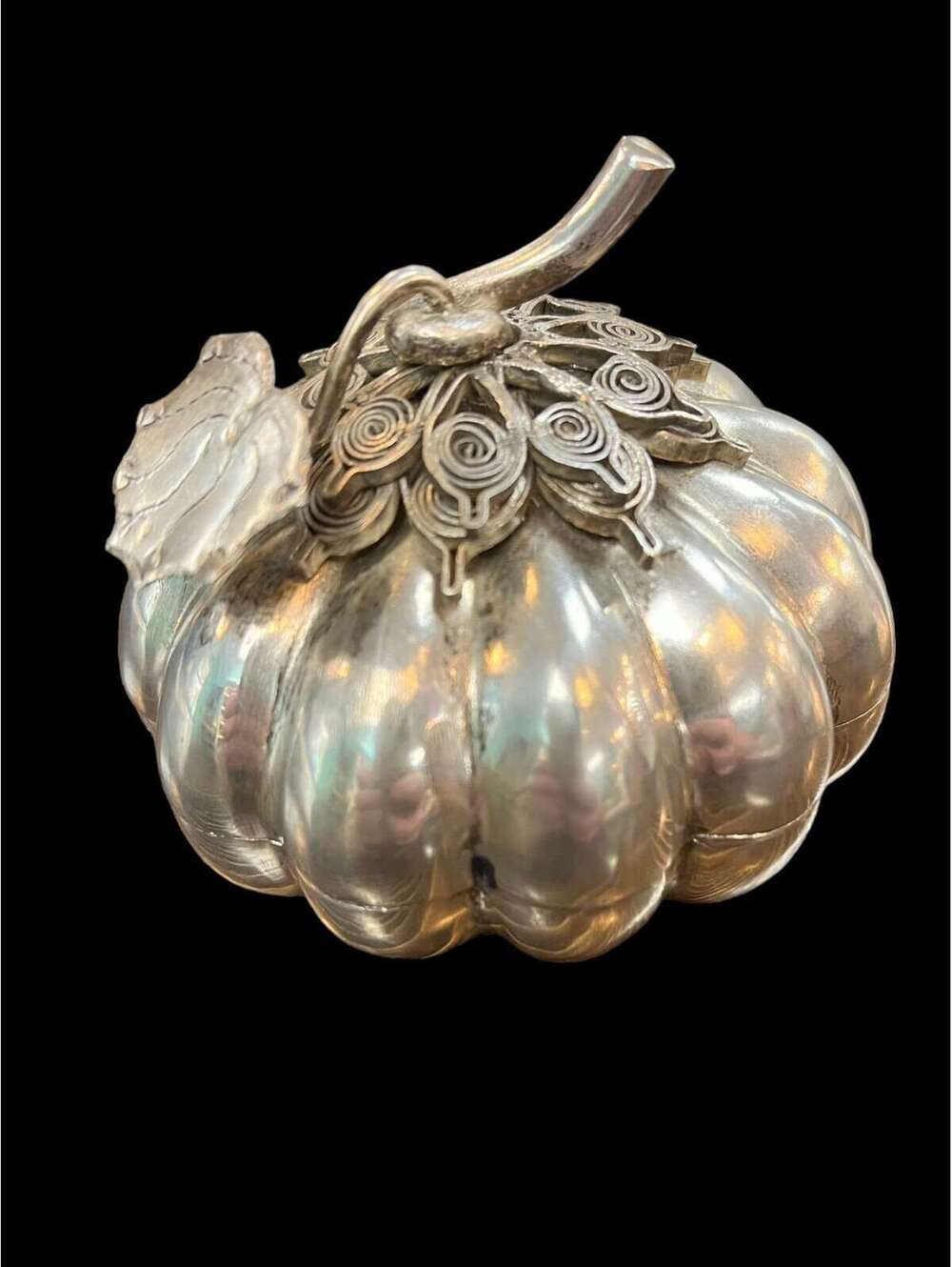 Vintage Asian 900 Silver Betel Nut  Box